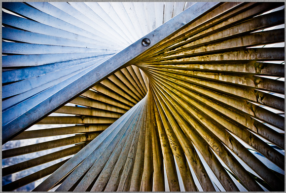 Spirale im komplimentärfarben mit hohem Schwerpunkt und ich liebe Dich grafitti dirk schmitz